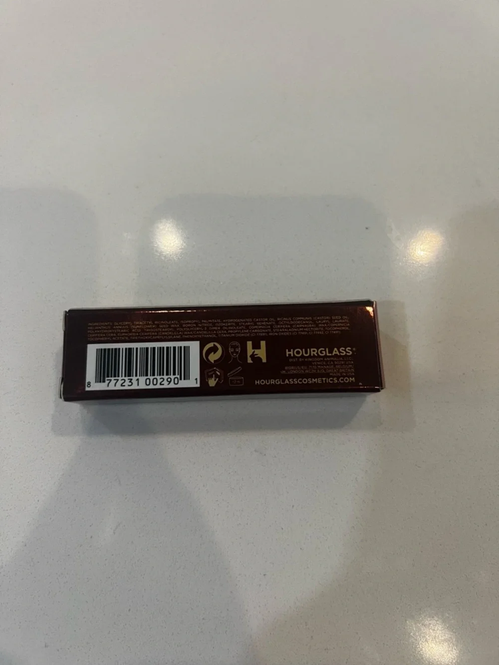 Hourglass Hidden Corrective Concealer in Vanilla